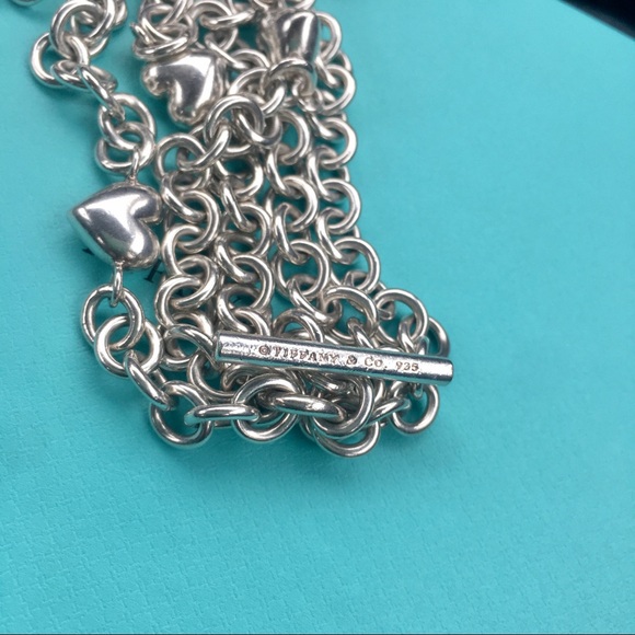 Multi-strand puffed heart toggle bracelet - Picture 4 of 4